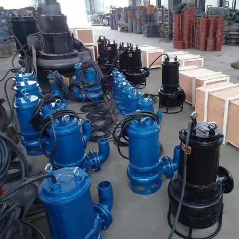Bomba sumergible de lodos de 15 kW con salida de descarga DN100 y aleación de alto cromo para el manejo de lodos abrasivos