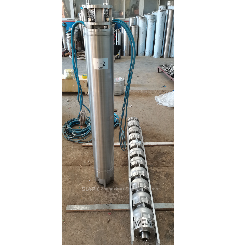 Bomba sumergible de acero inoxidable de 140 kW con 220 m de altura y 136 m³/h de caudal para aplicaciones en pozos profundos