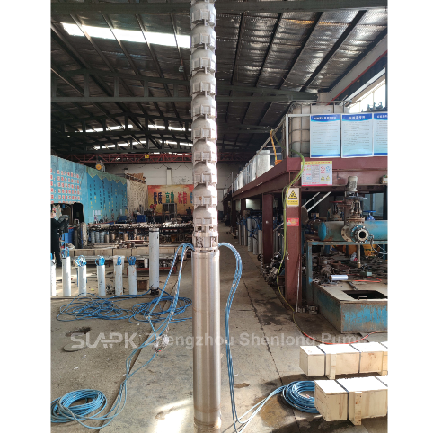 Bomba sumergible de acero inoxidable de 140 kW con 220 m de altura y 136 m³/h de caudal para aplicaciones en pozos profundos